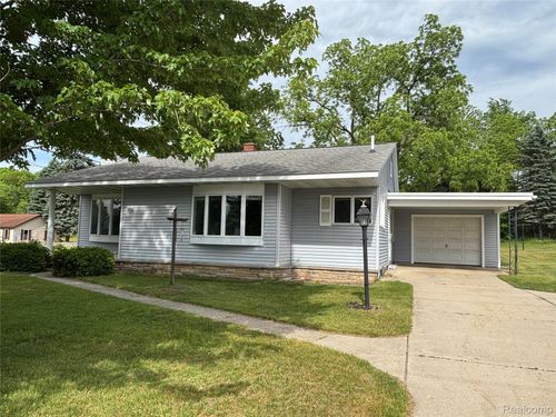 106 N Brownson Ave, Kingsley, MI, 49649-8214 | Card Image
