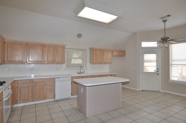 4804 Glen Echo Dr, House other with 3 bedrooms, 2 bathrooms and null parking in Plano TX | Image 6