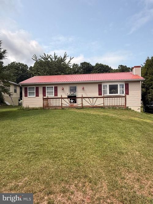 1142 Fawn Cv, AUBURN, PA, 17922-9230 | Card Image