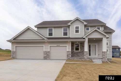 12615 Carpenter St, Papillion, NE, 68138-4340 | Card Image
