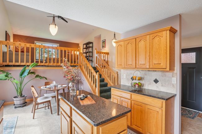06_Interior.jpg | Image 6