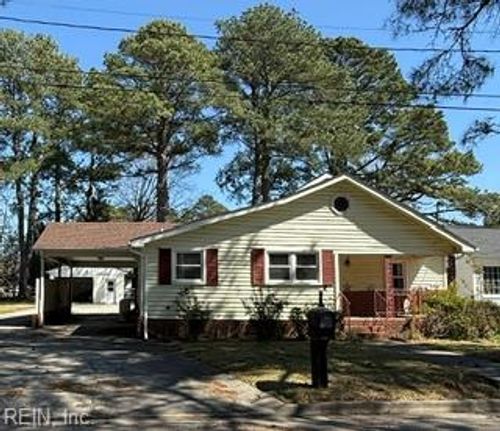 209 Hogart Street, Franklin, VA, 23851 | Card Image