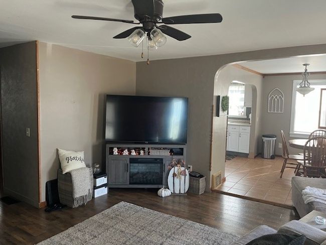 401 N Pine St, House other with 2 bedrooms, 1 bathrooms and 1 parking in Wenona IL | Image 4