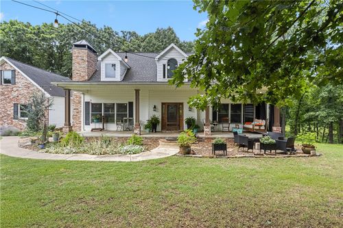 1421 Rustic Dr, Rogers, AR, 72756-7622 | Card Image
