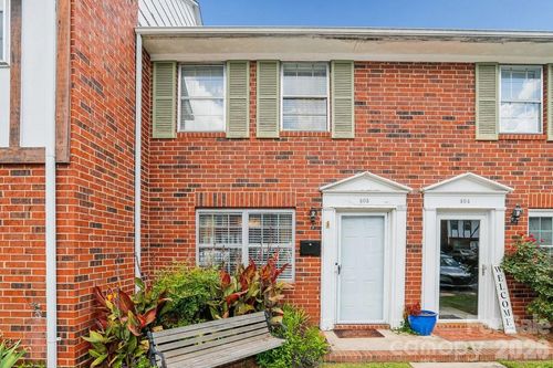 303-1300 Larchmont Pl, Salisbury, NC, 28144-2242 | Card Image