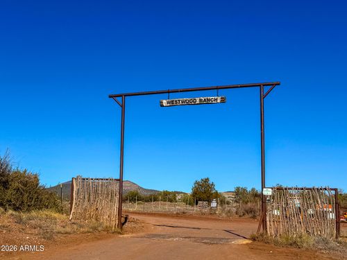 121-0 Ranch Rd, Seligman, AZ, 86337 | Card Image