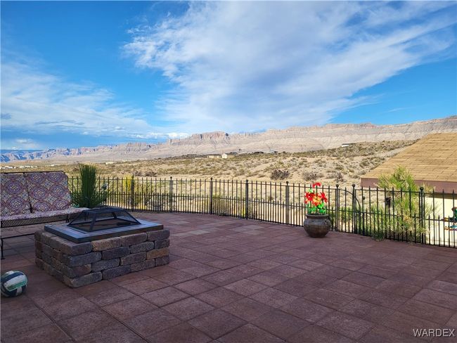 Patio | Image 40