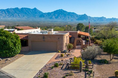 937 W Desert Hills Drive, Green Valley, AZ, 85622 | Card Image