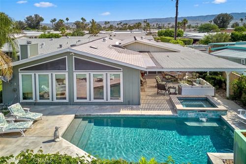 33540 Barcelona Dr, Thousand Palms, CA, 92276-4018 | Card Image