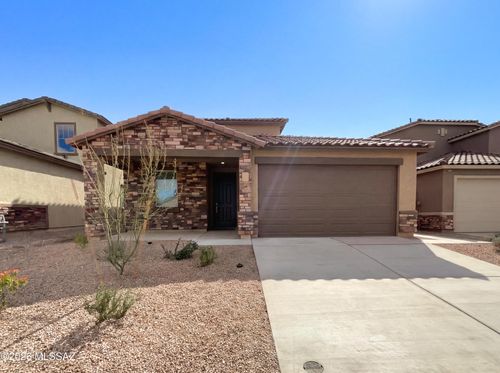 10469 W Beaman Ln, Marana, AZ, 85653-1607 | Card Image