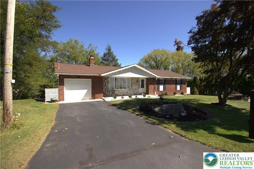 604 Berks St, Palmer Twp, PA, 18045-5959 | Card Image