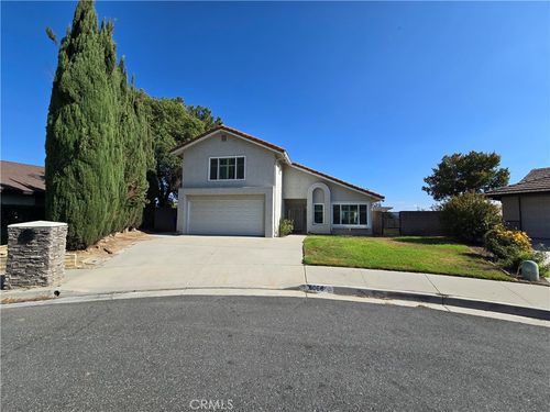6066 Alvarado Cir, Jurupa Valley, CA, 92509-6201 | Card Image