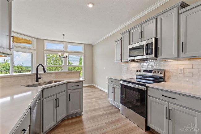 463 Valhalla Court, Condo with 3 bedrooms, 3 bathrooms and null parking in Turtle Creek Twp OH | Image 8