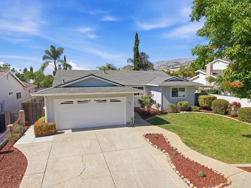 2907 Queens Estates Court, San Jose, CA, 95135 | Card Image
