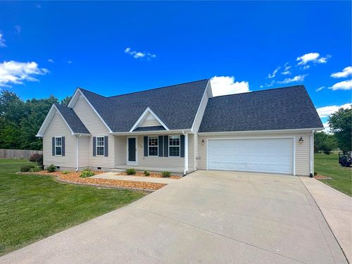 730 Everville Dr, Livingston, TN, 38570-6070 | Card Image