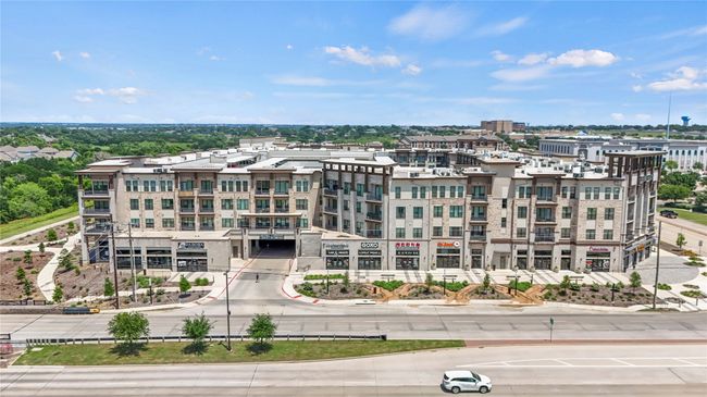 View of building exterior | Image 5