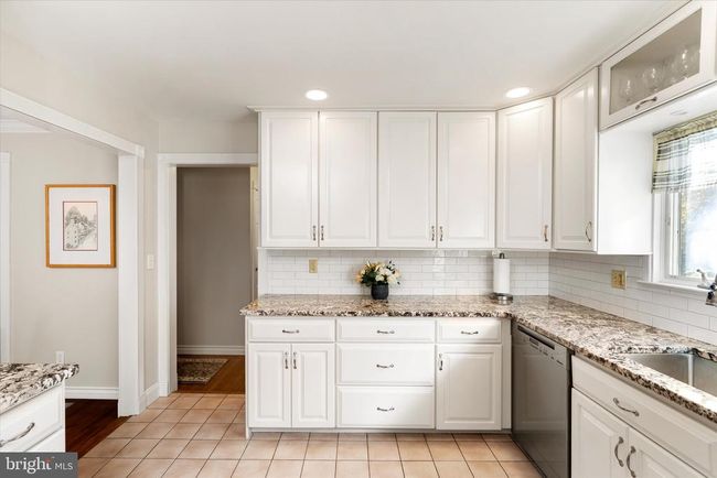1 Currier Way, House other with 4 bedrooms, 2 bathrooms and null parking in EWING NJ | Image 9