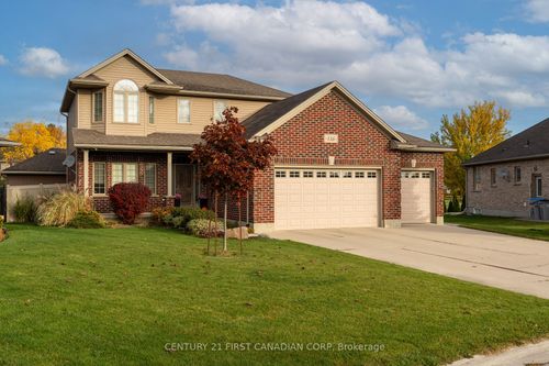 116 Radcliffe Cres, Lucan, ON, N0M2J0 | Card Image