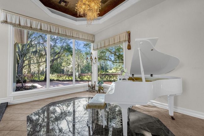Formal Dining Room | Image 21