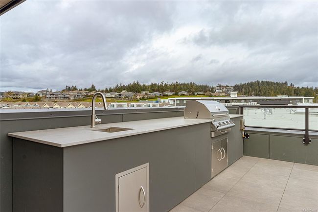 Roof Top common area | Image 25