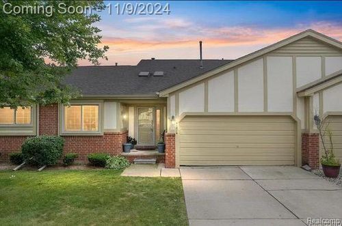 41874 Brookview Lane, Clinton Twp, MI, 48038 | Card Image