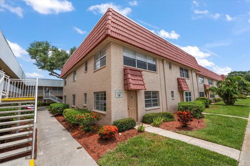1-10037 62nd Ter N, ST PETERSBURG, FL, 33708-4551 | Card Image