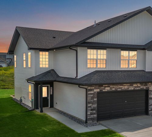 4421 W 77th Ave, Merrillville, IN, 46410-5774 | Card Image