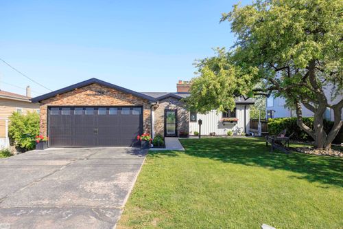2970 Military St, Port Huron, MI, 48060-6631 | Card Image