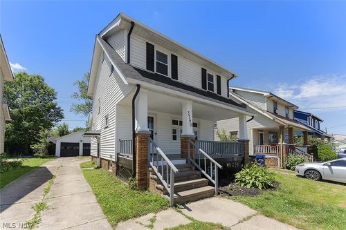 3790 W 116th St, Cleveland, OH, 44111-5208 | Card Image