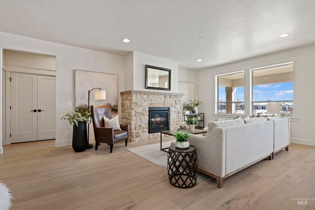 11361 S Saylis Way, House other with 3 bedrooms, 3 bathrooms and 3 parking in Kuna ID | Image 13