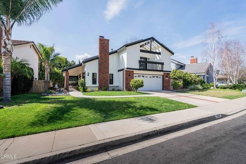 1093 Evenstar Ave, Westlake Village, CA, 91361-2070 | Card Image