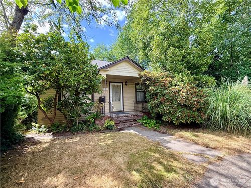 7011 14 Th Avenue Nw, Seattle, WA, 98115 | Card Image