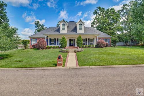 7109 Bringle Rdg, Texarkana, TX, 75503-5467 | Card Image