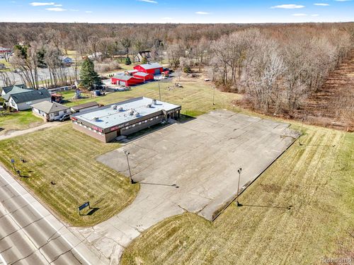19130 Sumpter Rd, Belleville, MI, 48111-8724 | Card Image