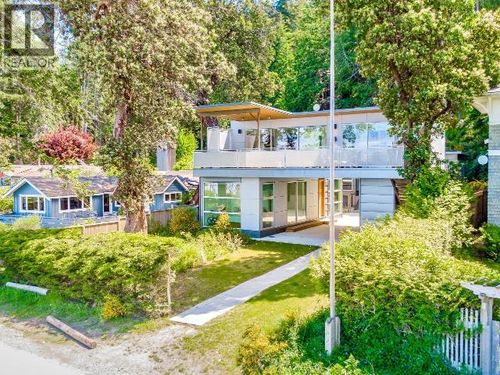 2924 Malaspina Promenade, Lund, BC, V0N2G0 | Card Image