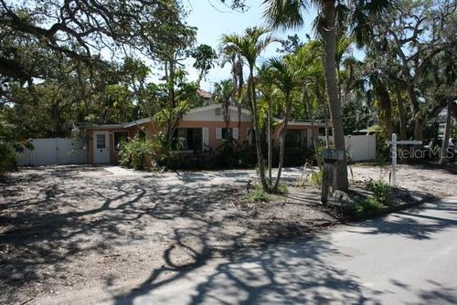 144 Garden Ln, SARASOTA, FL, 34242-1118 | Card Image