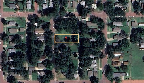 722 N B St, Arkansas City, KS, 67005-2244 | Card Image