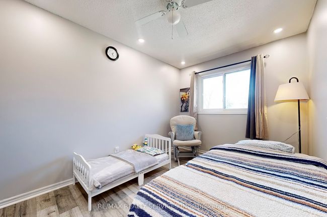 37 - 960 Glen St, Condo with 3 bedrooms, 2 bathrooms and 1 parking in Oshawa ON | Image 17