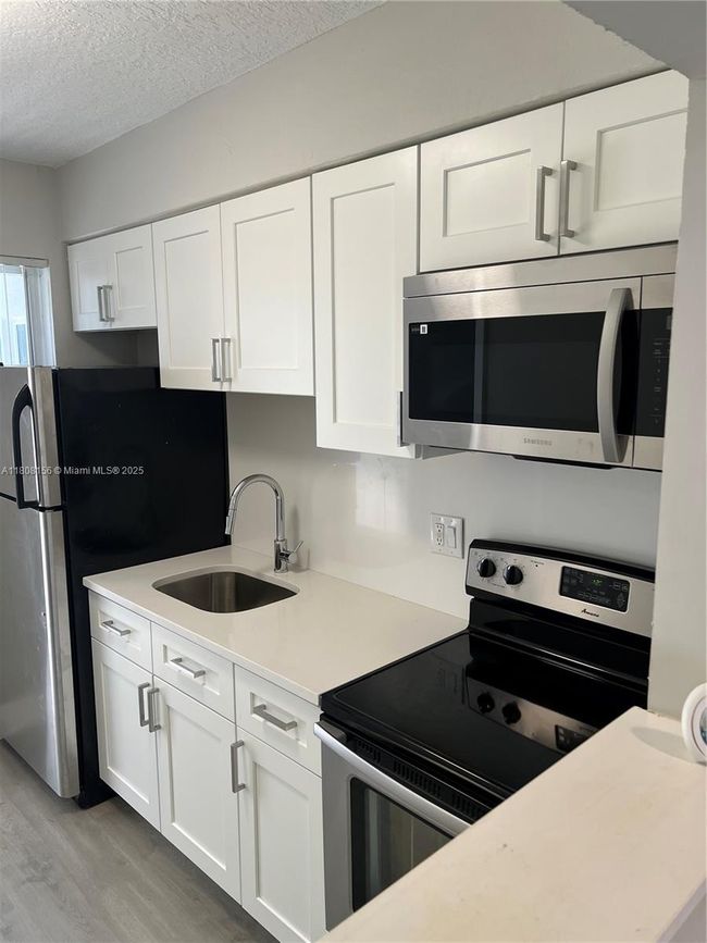 1304 Nw 6 Th Ave, Home with 0 bedrooms, 0 bathrooms and 4 parking in Fort Lauderdale FL | Image 10