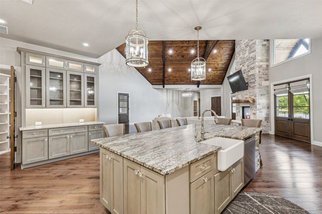 12877 Foutch Rd, House other with 5 bedrooms, 6 bathrooms and null parking in Pilot Point TX | Image 16