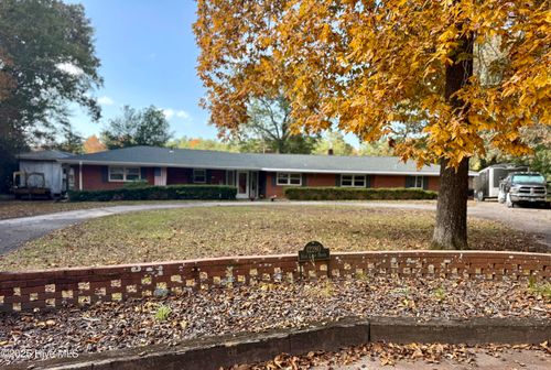 12280 Fair Ln, Laurinburg, NC, 28352-7698 | Card Image