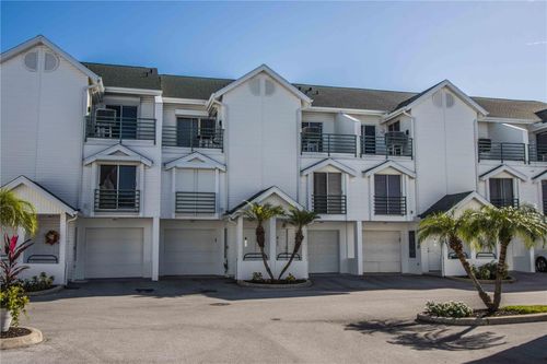 apt-605-320 Island Way, CLEARWATER BEACH, FL, 33767-2181 | Card Image