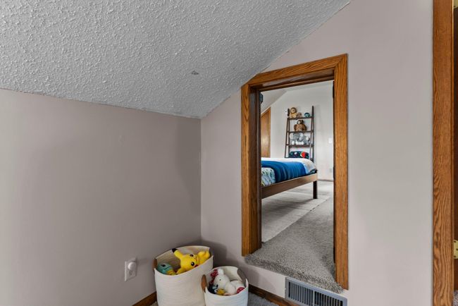 630 E Rum River Dr N, House other with 5 bedrooms, 4 bathrooms and null parking in Cambridge MN | Image 47