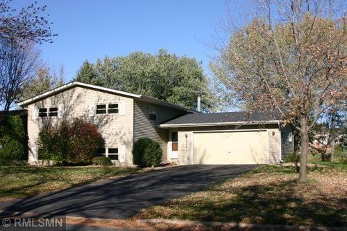 8351 Lower 208th St W, Lakeville, MN, 55044-9199 | Card Image