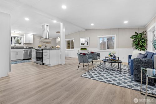 931 236th Pl Sw, Bothell, WA, 98021-8504 | Card Image