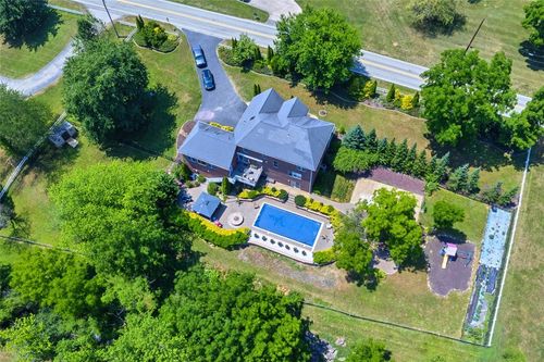 216 Locust Valley Rd, Greensburg, PA, 15601-1358 | Card Image