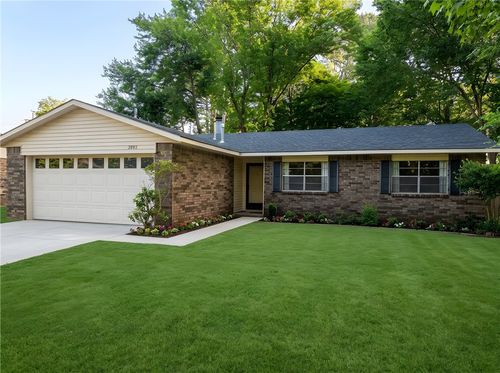 2892 N Peg Ln, Fayetteville, AR, 72703-3942 | Card Image