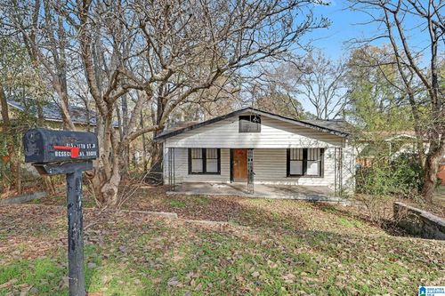 1015 11th St N, Bessemer, AL, 35020-5338 | Card Image