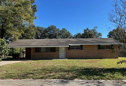 2425 Seracedar Dr, Baton Rouge, LA, 70816-8272 | Card Image