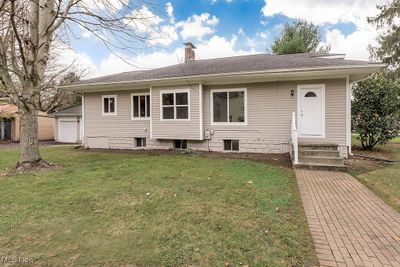 309 Miles Road, House other with 3 bedrooms, 1 bathrooms and null parking in Chagrin Falls OH | Image 1